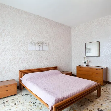 Pane & Pomodoro Beach Roomy Flat Bari Exterior photo